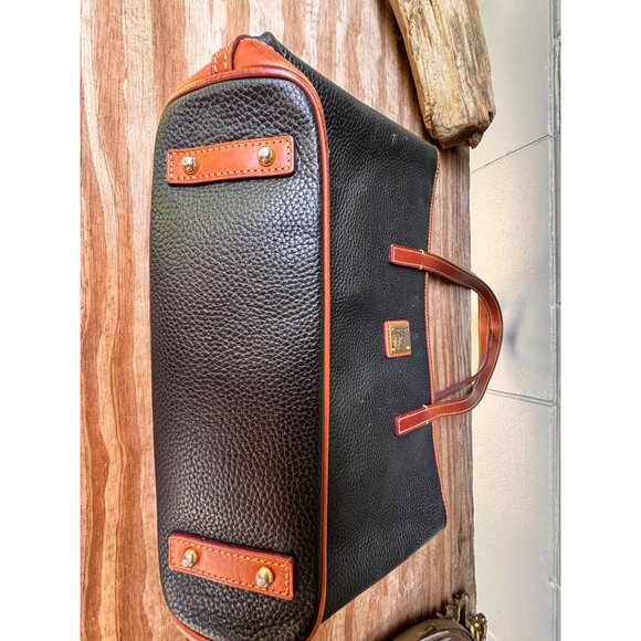 Dooney & Bourke Black Leather Tote Bag With Brown Trim & Gold Logo - Picture 3 of 10
